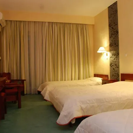 Hotell Dryas Mega Chorio